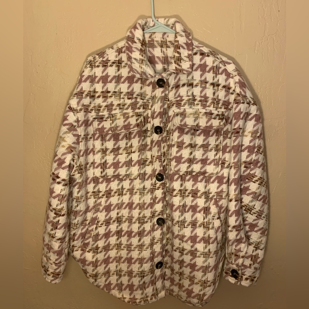 Gently used Houndstooth oversized women’s coat